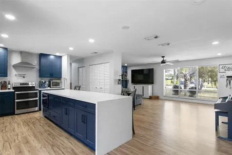 846 Ramblewood Drive Coral Springs FL 33071