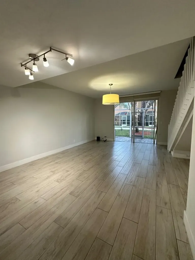 1394 Barcelona Way Fort Lauderdale FL 33327