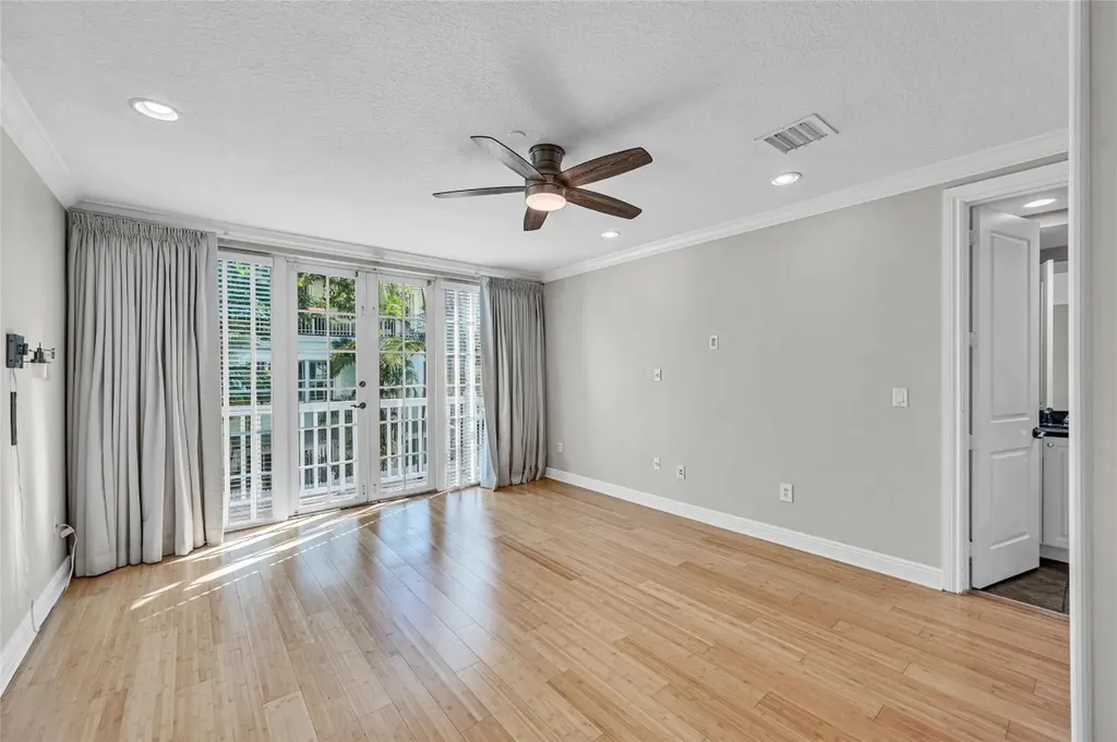 1617 NE 2nd Court Fort Lauderdale FL 33301