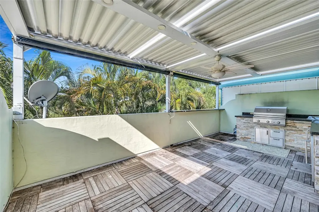 1617 NE 2nd Court Fort Lauderdale FL 33301