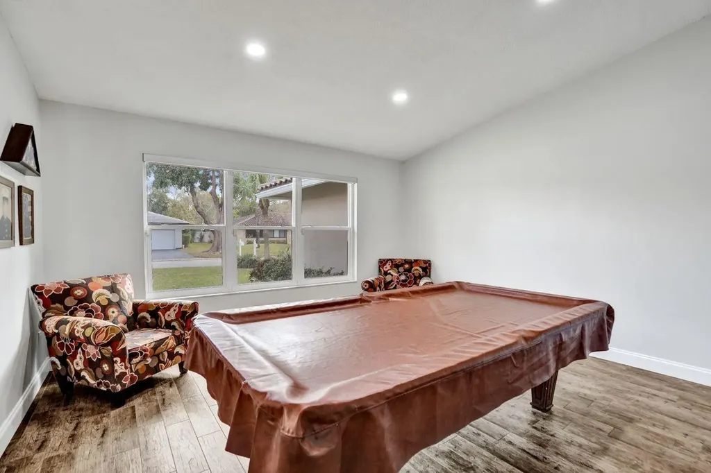 326 NW 101st Terrace Coral Springs FL 33071