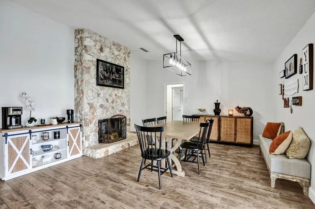326 NW 101st Terrace Coral Springs FL 33071