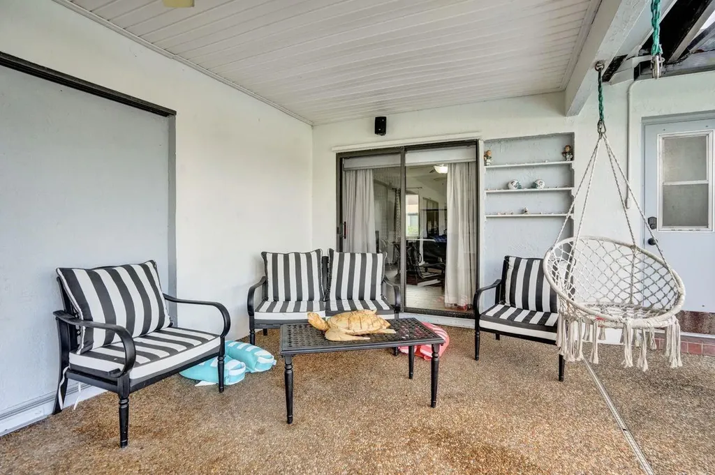 326 NW 101st Terrace Coral Springs FL 33071
