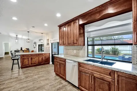 326 NW 101st Terrace Coral Springs FL 33071