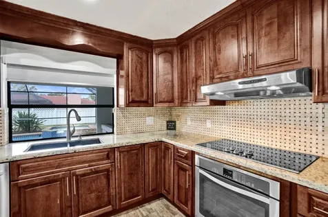 326 NW 101st Terrace Coral Springs FL 33071