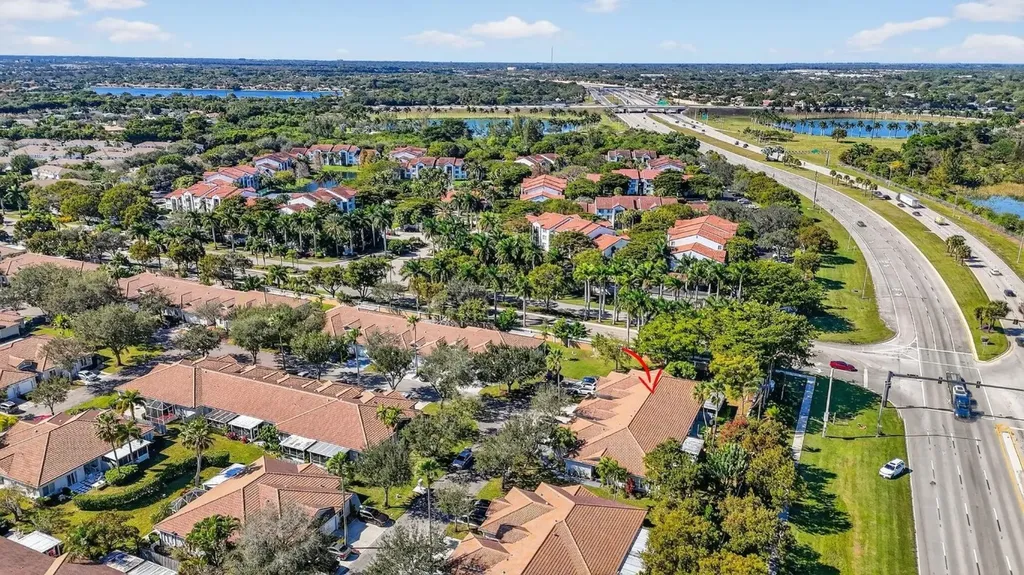 4275 SW 10th Court Deerfield Beach FL 33442