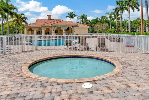 4275 SW 10th Court Deerfield Beach FL 33442