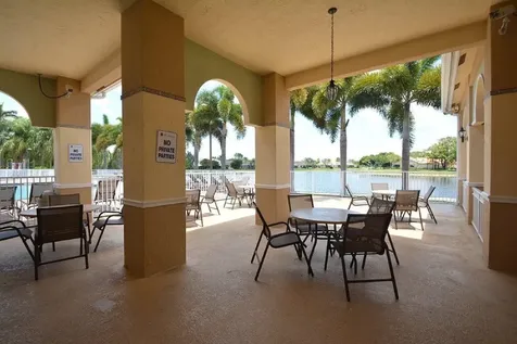 4275 SW 10th Court Deerfield Beach FL 33442