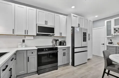 4275 SW 10th Court Deerfield Beach FL 33442
