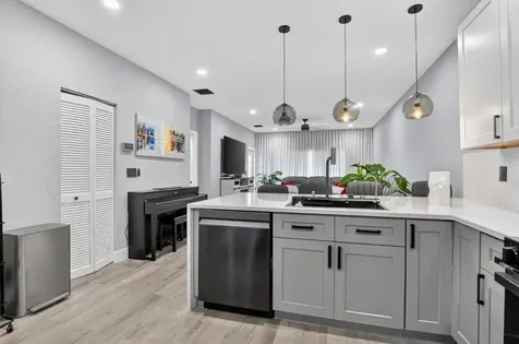 4275 SW 10th Court Deerfield Beach FL 33442