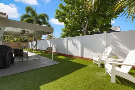 8101 Rose Marie Circle Boynton Beach FL 33472