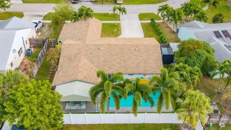 8101 Rose Marie Circle Boynton Beach FL 33472