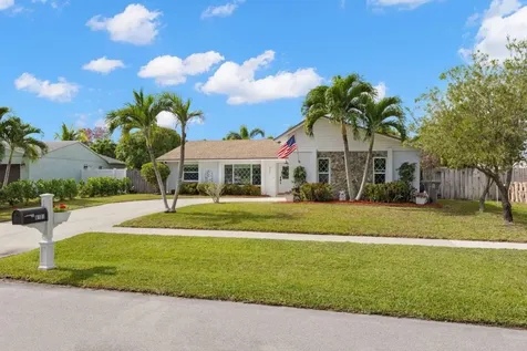 8101 Rose Marie Circle Boynton Beach FL 33472