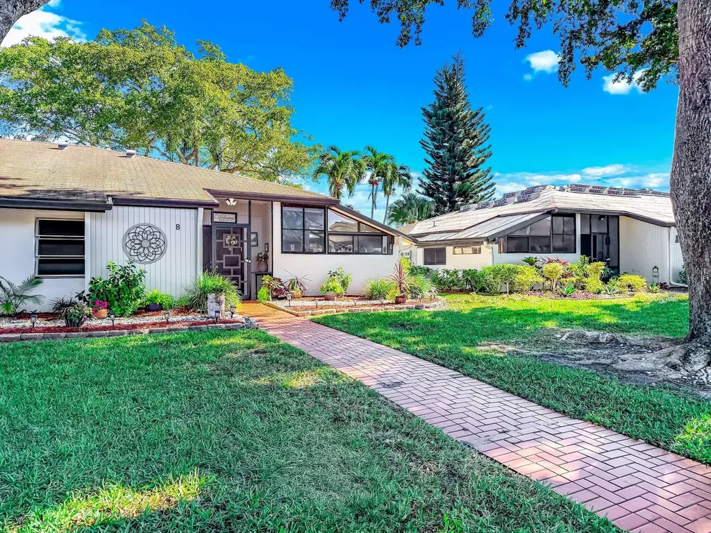 13232 Lucinda Palm Court Delray Beach FL 33484