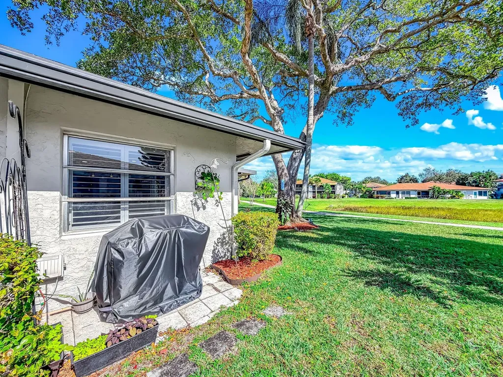 13232 Lucinda Palm Court Delray Beach FL 33484