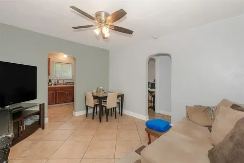 224 SW 15th Street Dania Beach FL 33004