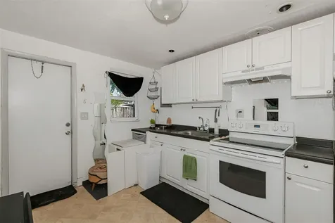 224 SW 15th Street Dania Beach FL 33004
