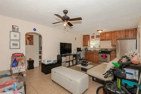 224 SW 15th Street Dania Beach FL 33004