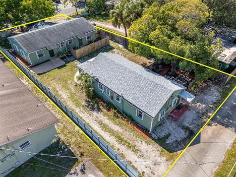224 SW 15th Street Dania Beach FL 33004