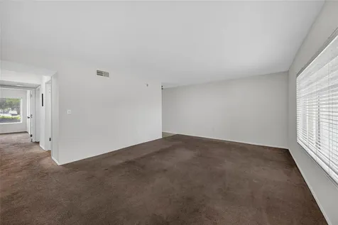2361 NW 33rd Street Oakland Park FL 33309