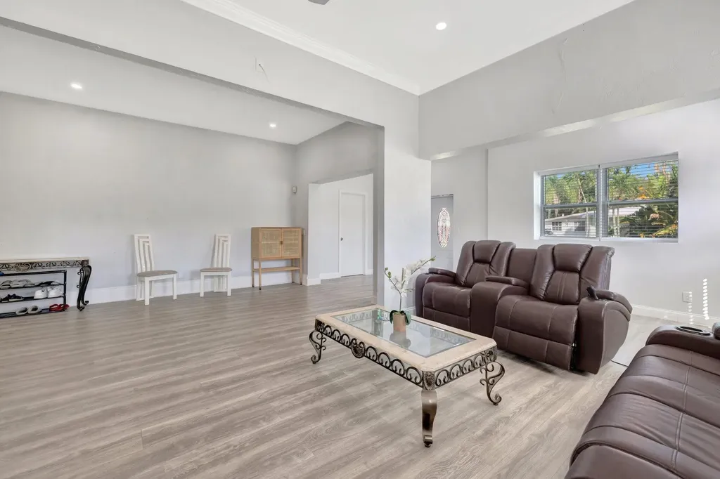 901 W Las Olas Boulevard Fort Lauderdale FL 33312