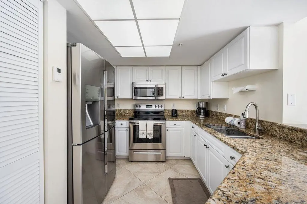 1100 Crestwood Court Royal Palm Beach FL 33411