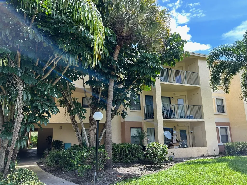 9999 Summerbreeze Drive Sunrise FL 33322