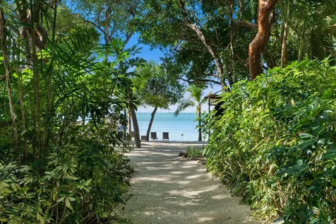 95410 Overseas Highway Key Largo FL 33037