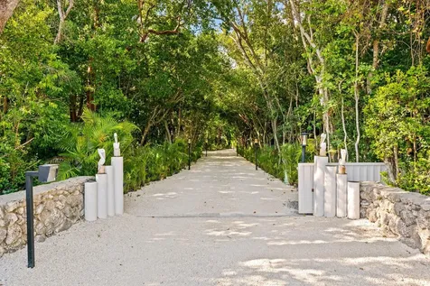 95410 Overseas Highway Key Largo FL 33037