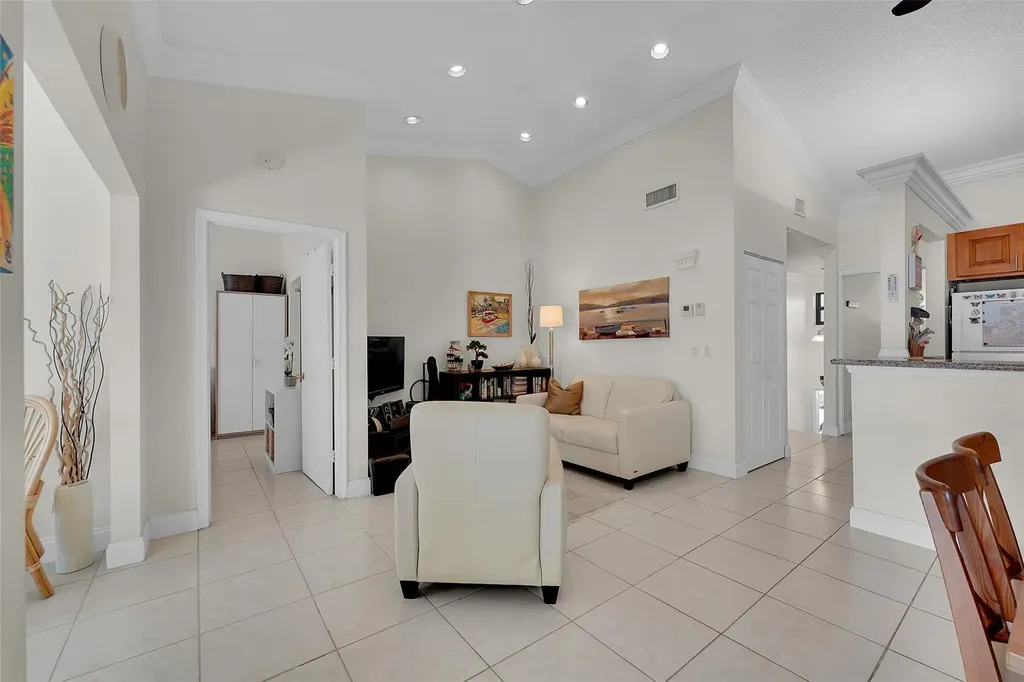 808 Republic Court Deerfield Beach FL 33442