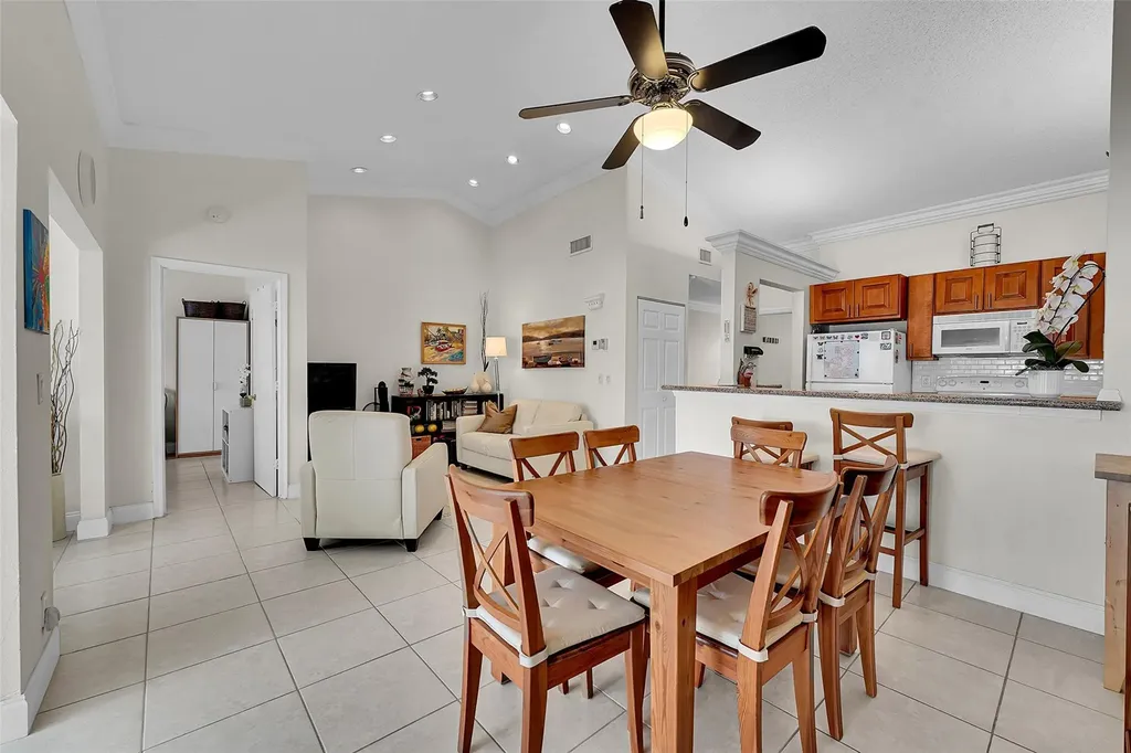 808 Republic Court Deerfield Beach FL 33442