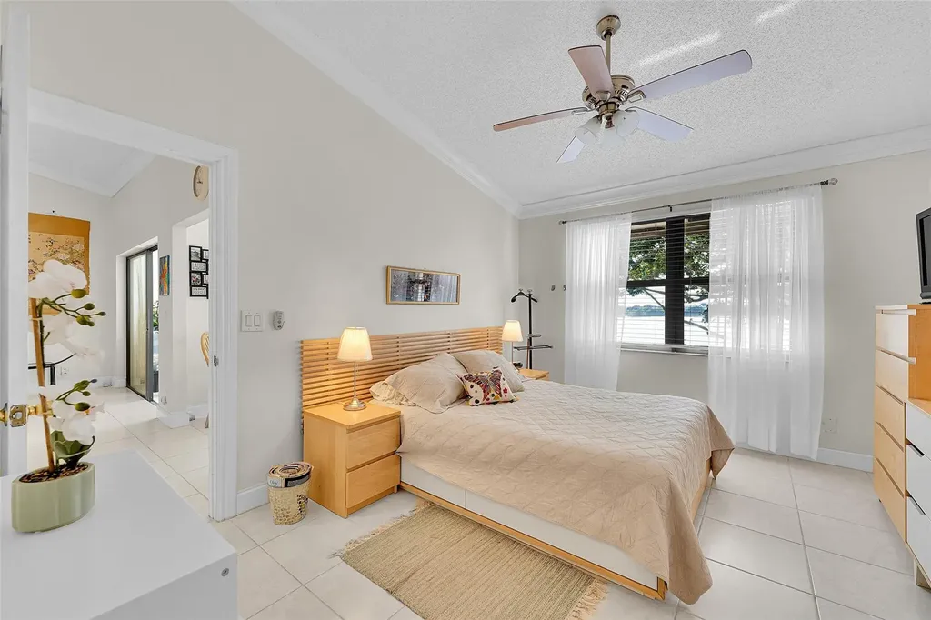 808 Republic Court Deerfield Beach FL 33442