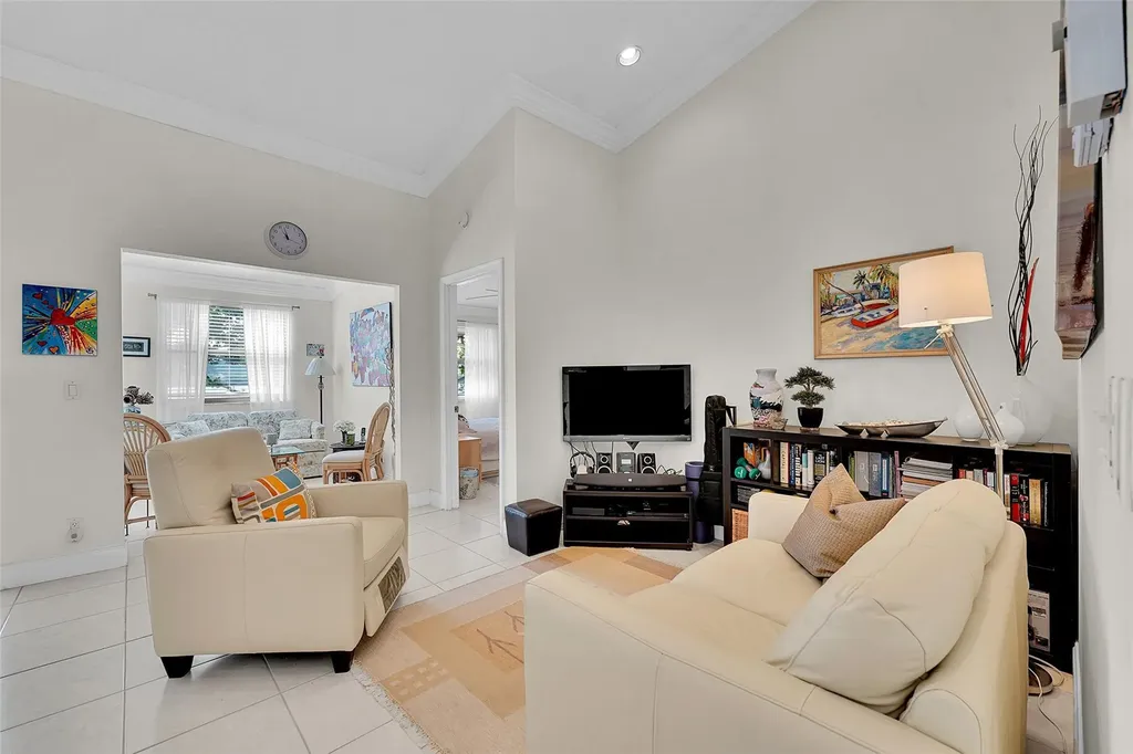 808 Republic Court Deerfield Beach FL 33442
