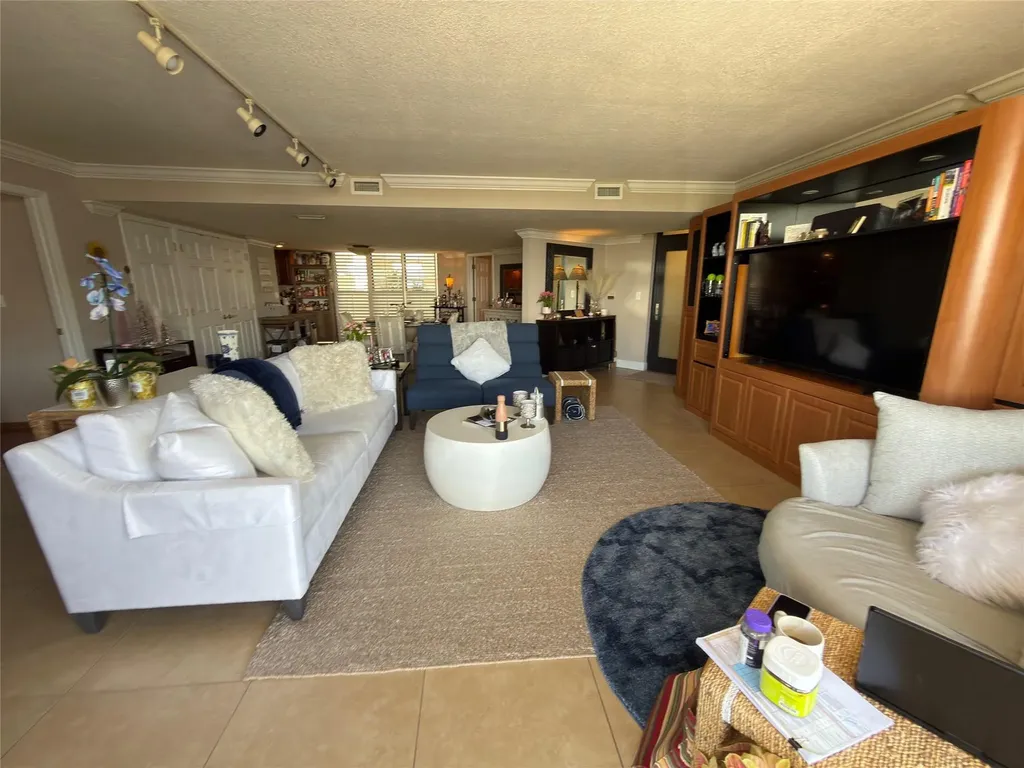 1167 Hillsboro Mile Hillsboro Beach FL 33062