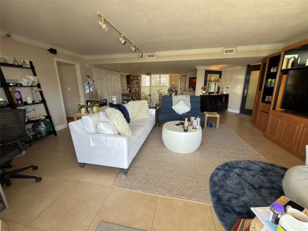 1167 Hillsboro Mile Hillsboro Beach FL 33062