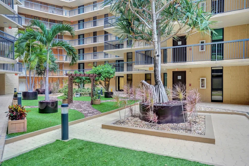 1167 Hillsboro Mile Hillsboro Beach FL 33062