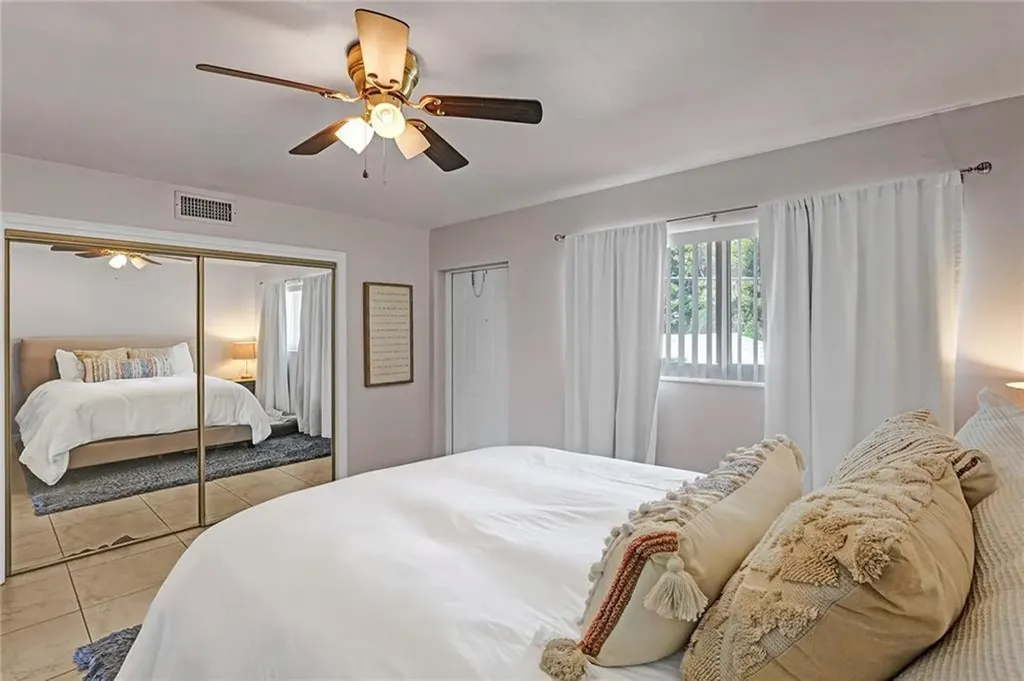 2131 NE 40th Court Lighthouse Point FL 33064