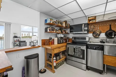 16558 NE 26th Avenue North Miami Beach FL 33160
