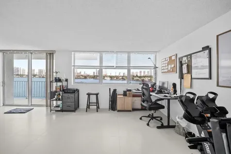 16558 NE 26th Avenue North Miami Beach FL 33160