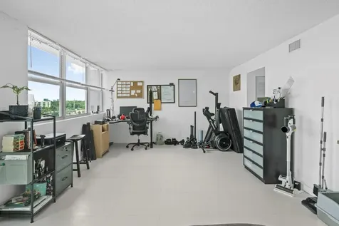 16558 NE 26th Avenue North Miami Beach FL 33160