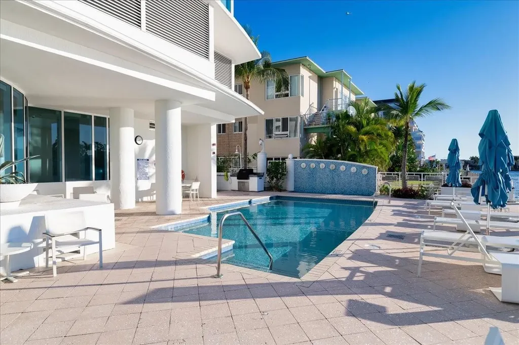 715 Bayshore Drive Fort Lauderdale FL 33304