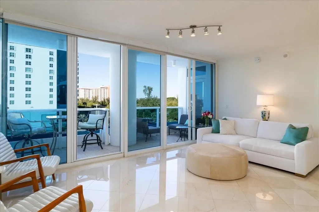 715 Bayshore Drive Fort Lauderdale FL 33304