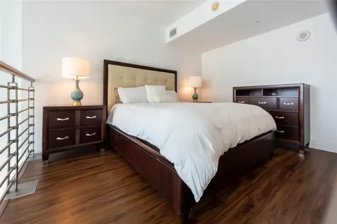41 SE 5th Street Miami FL 33131