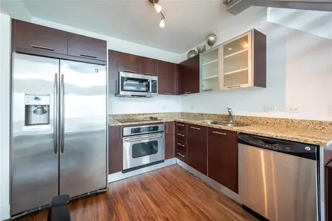 41 SE 5th Street Miami FL 33131