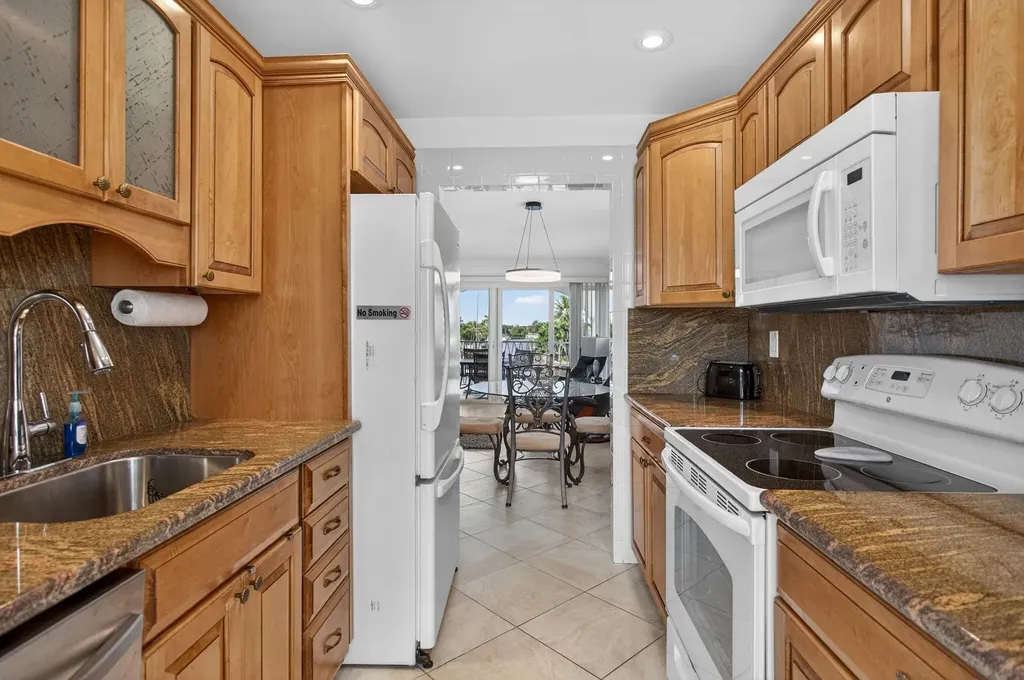 505 N Riverside Drive Pompano Beach FL 33062
