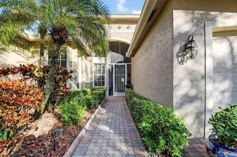 7615 Tarpon Cove Circle Lake Worth FL 33467