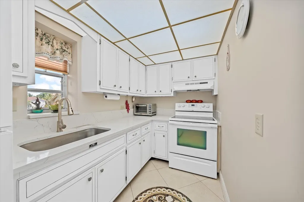 3201 NE 14th Street Causeway Pompano Beach FL 33062