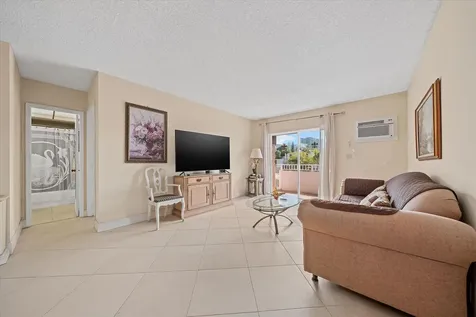 3201 NE 14th Street Causeway Pompano Beach FL 33062