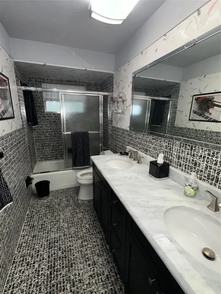 10800 SW 40th Court Davie FL 33328
