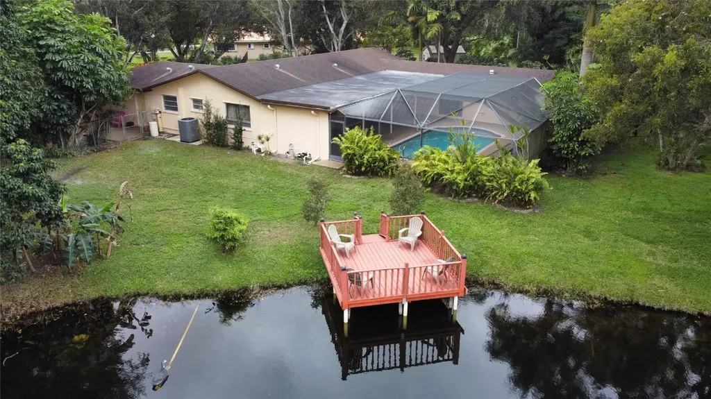 10800 SW 40th Court Davie FL 33328